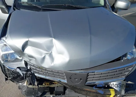 2008 Nissan Versa 1.8S z USA, uszkodzony, nr VIN 3N1BC13E48L445193